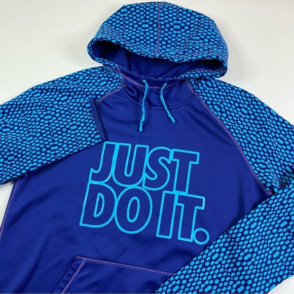Nike Tops - Nike Sweatshirt Womens L Therma-Fit Cowl Neck Hoodie Pullover Thumb Holes‎